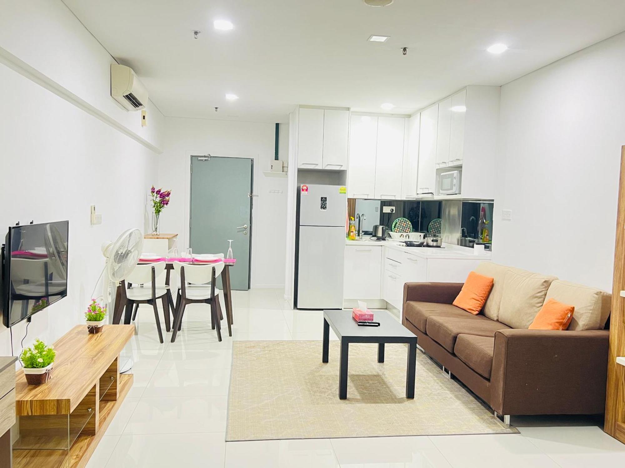 Mercu Summer Suites Klcc By Sweet Home Куала-Лумпур Экстерьер фото