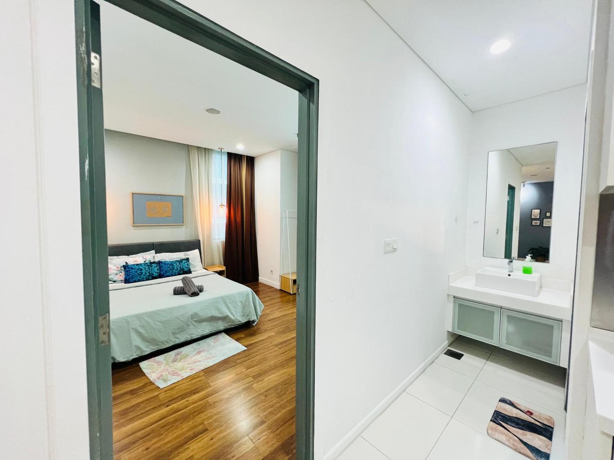 Mercu Summer Suites Klcc By Sweet Home Куала-Лумпур Экстерьер фото